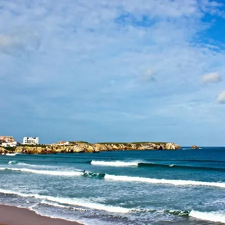 Poolside Peniche Apartment Baleal